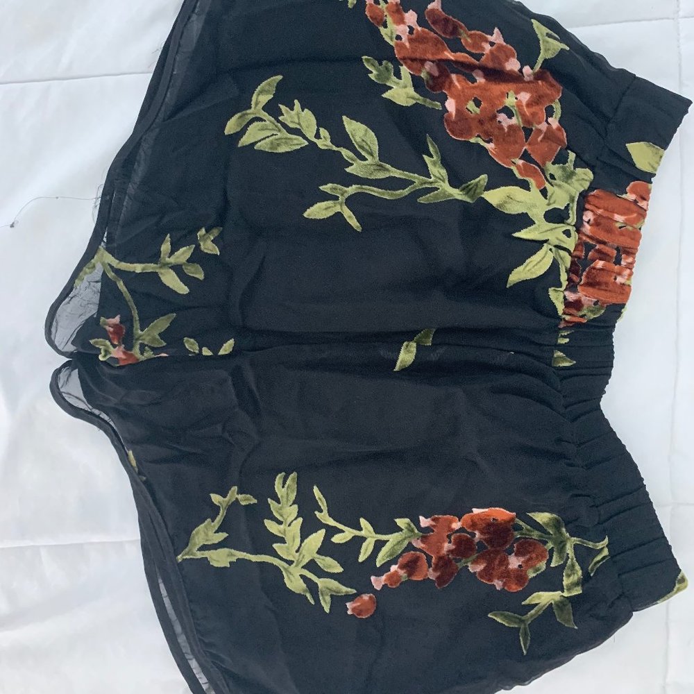 Zara premium collection shorts